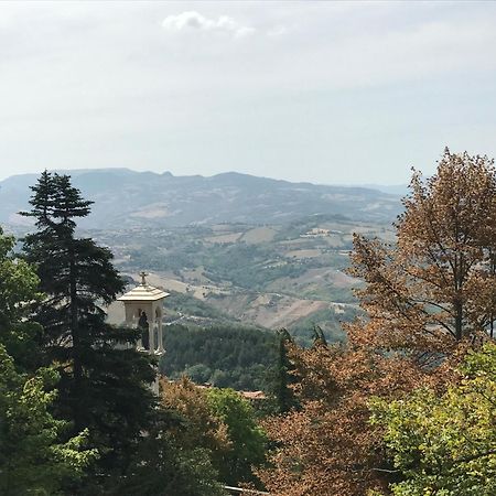 La Famosa Dimora Ambasciatore San Marino Exteriör bild