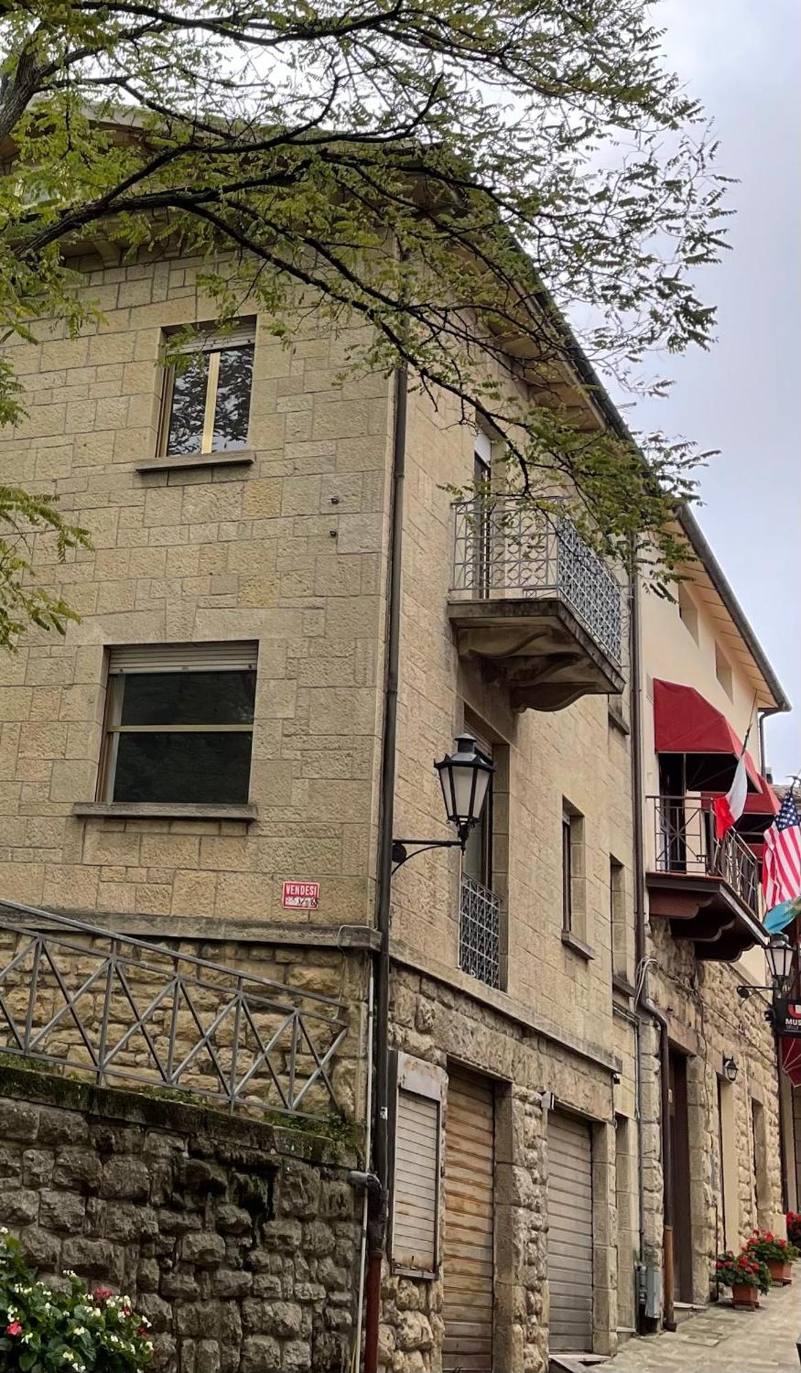 La Famosa Dimora Ambasciatore San Marino Exteriör bild